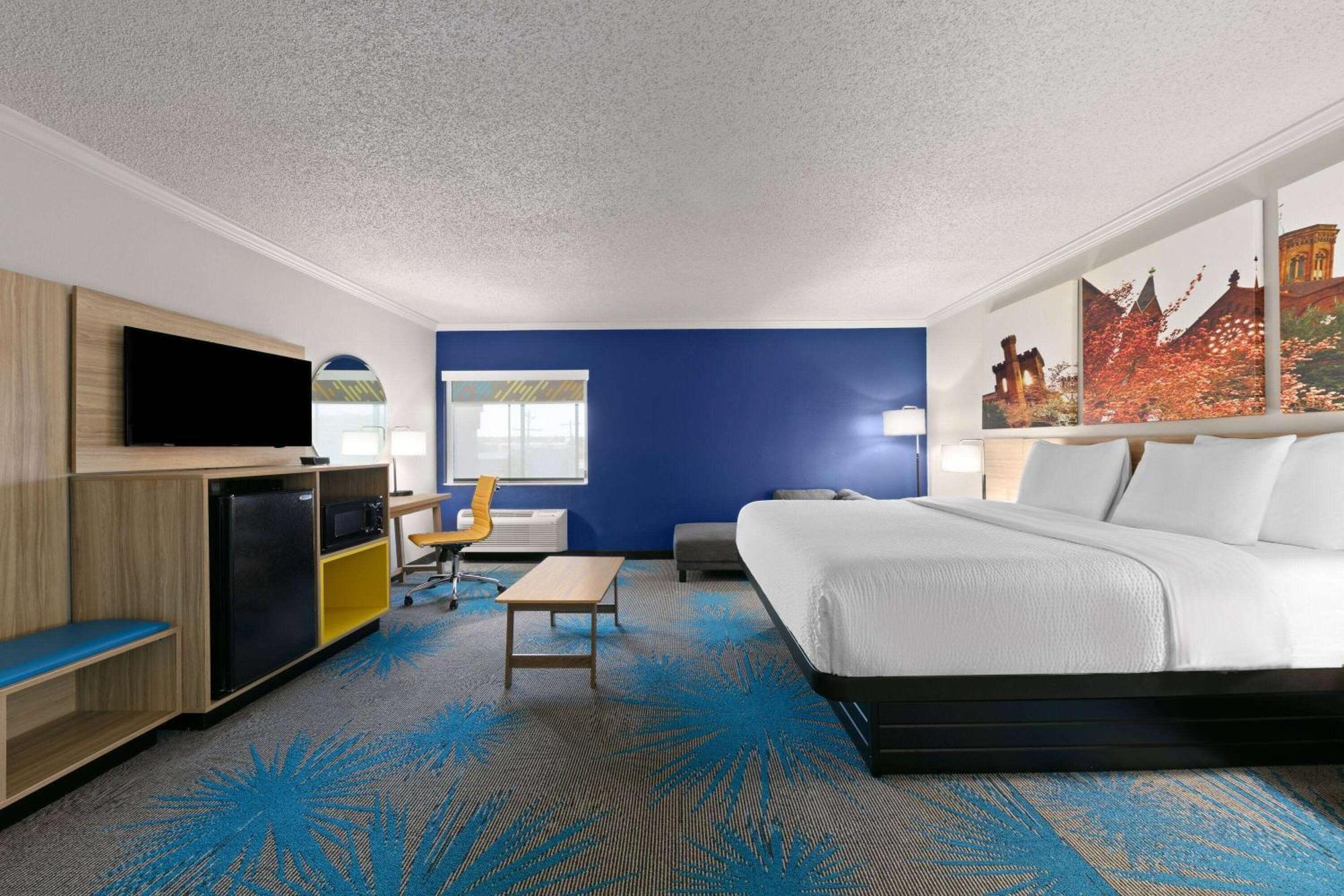 Days Inn By Wyndham Fort Smith Zewnętrze zdjęcie