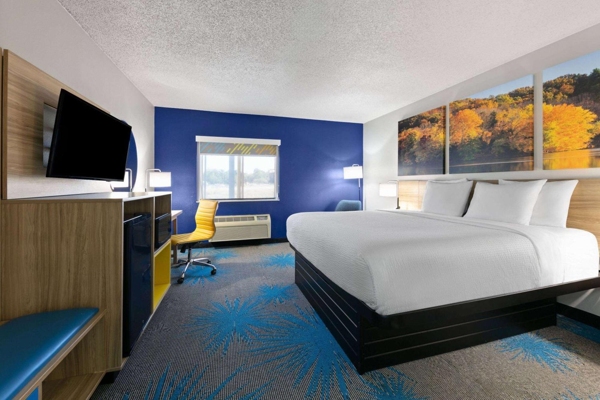 Days Inn By Wyndham Fort Smith Zewnętrze zdjęcie